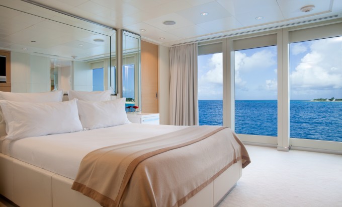 Motor yacht IDOL-  VIP Cabin